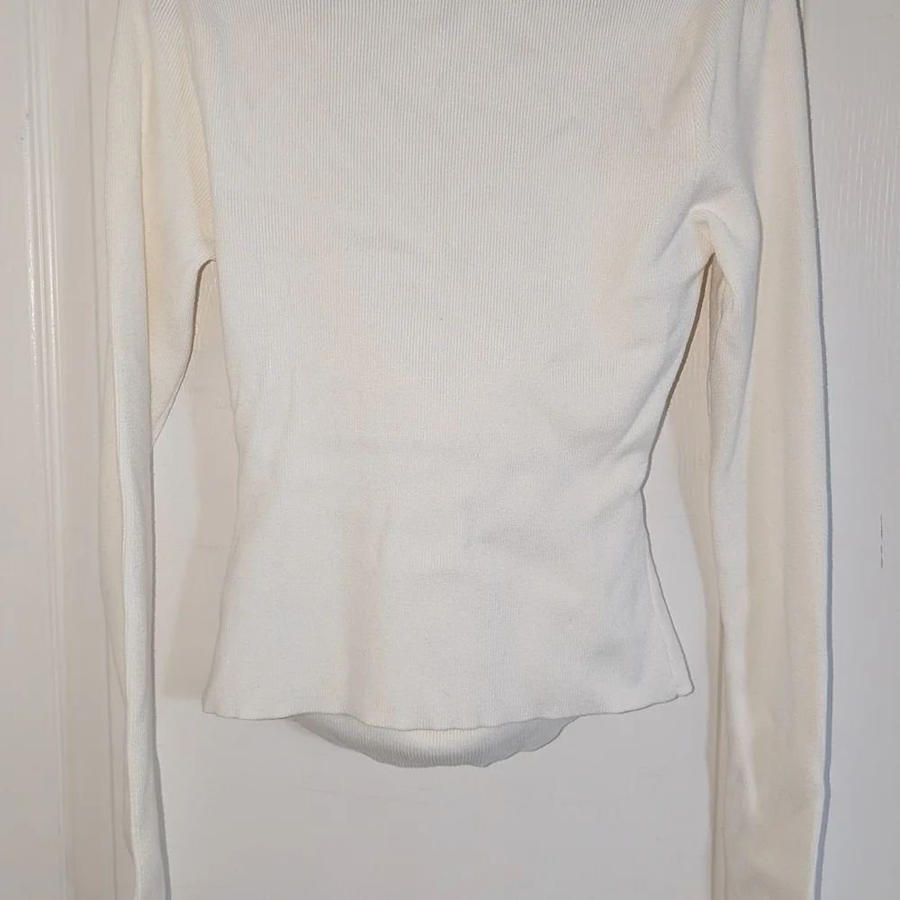 Dynamite Cream Sweater - Picture 2 of 5